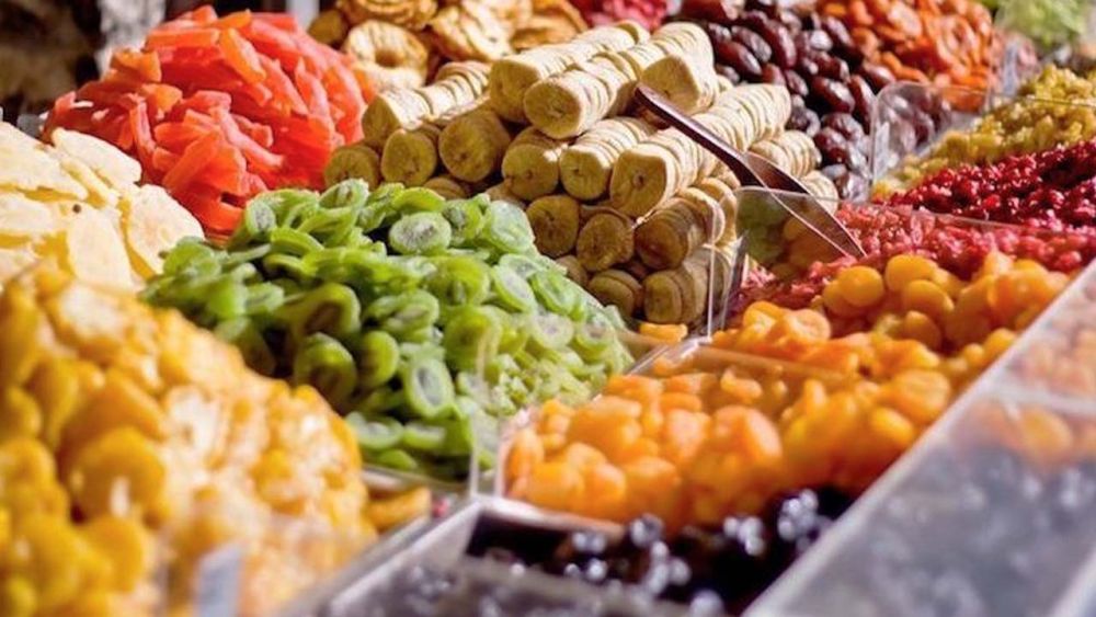 Đà Lạt là thiên đường của nhiều loại mứt được làm từ trái cây tươi, thường được nhiều du khách mua về làm quà biếu